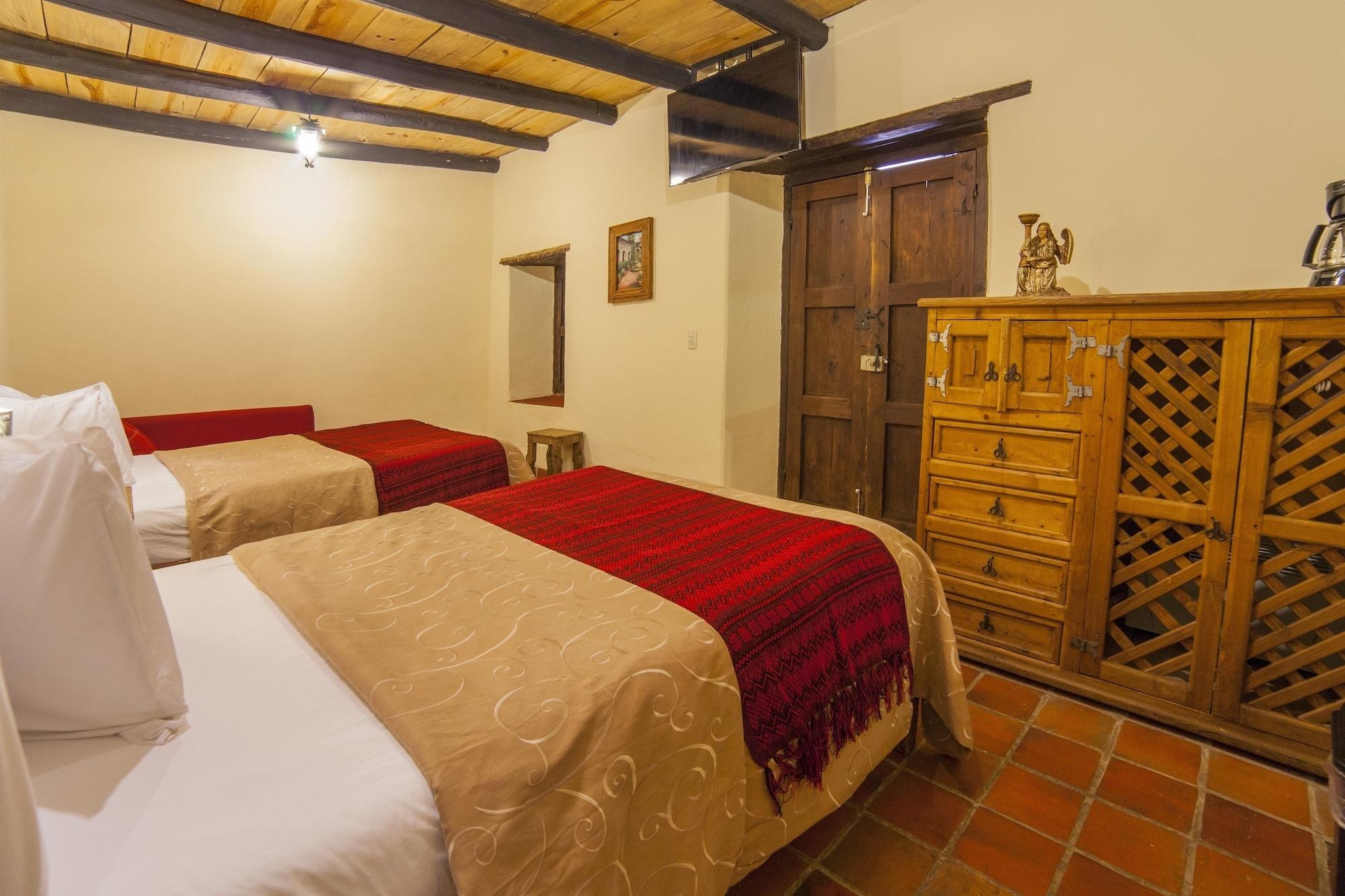 Hotel Adobe Y Teja San Cristóbal de Las Casas Екстериор снимка