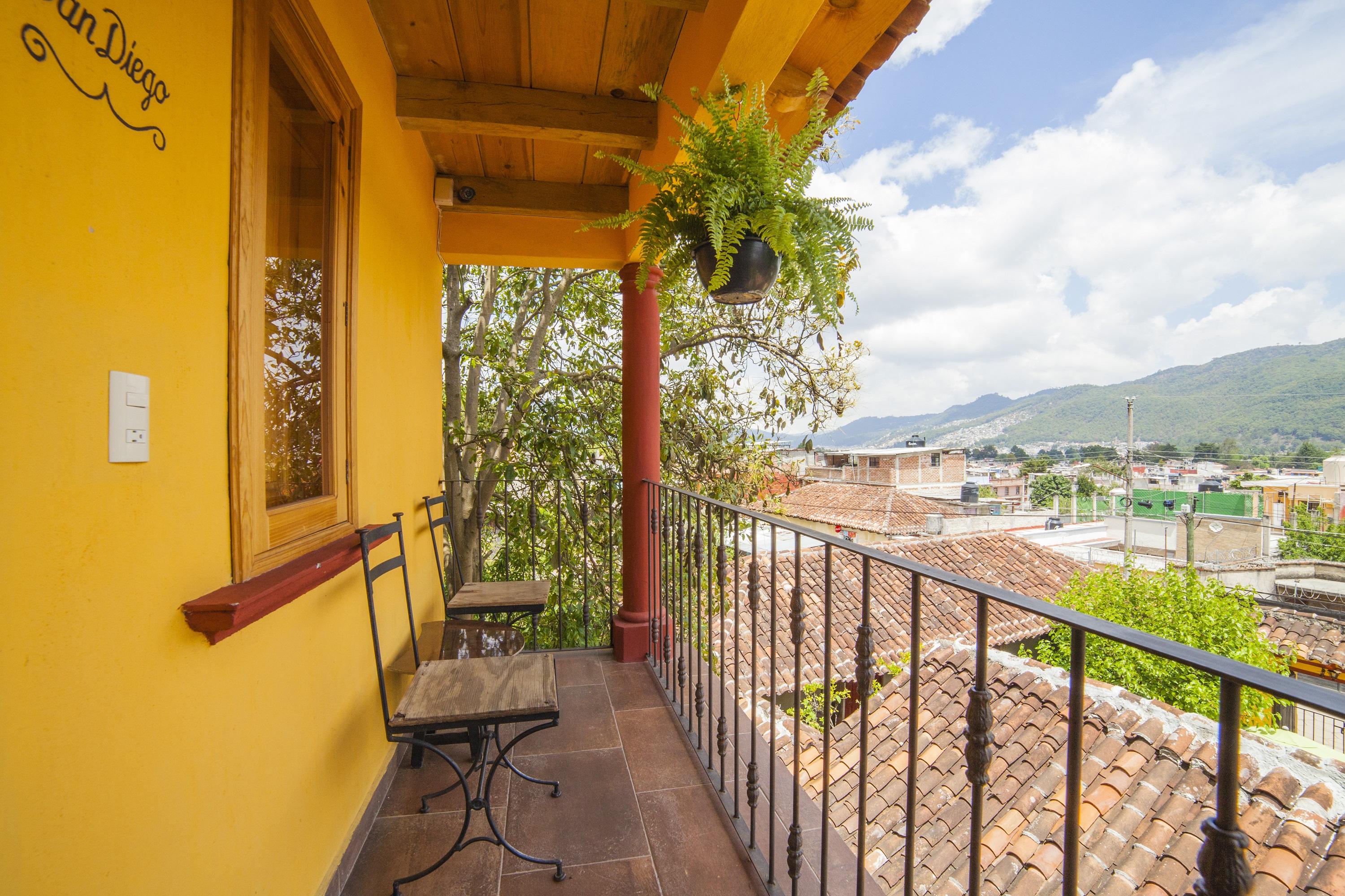 Hotel Adobe Y Teja San Cristóbal de Las Casas Екстериор снимка