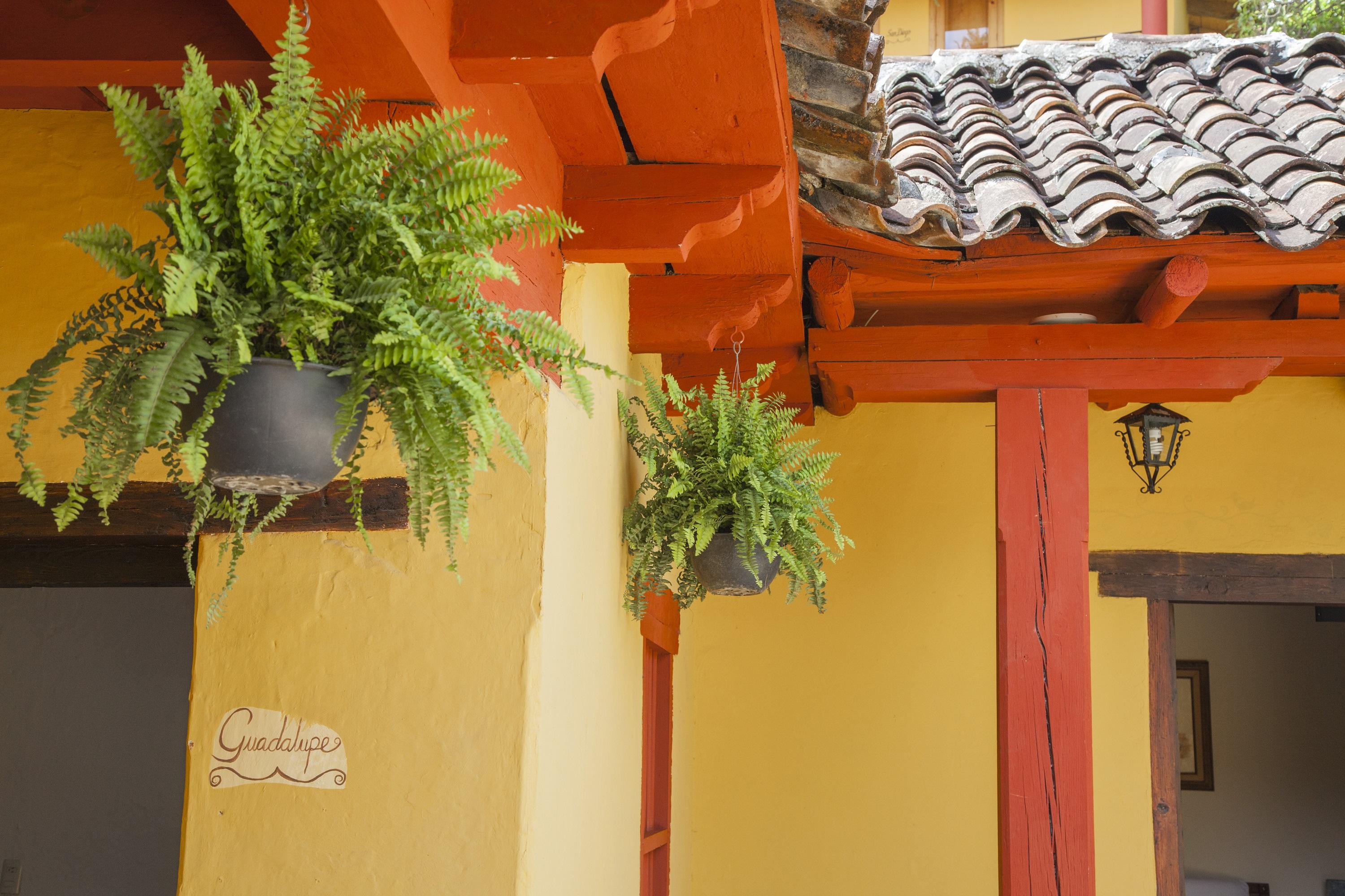 Hotel Adobe Y Teja San Cristóbal de Las Casas Екстериор снимка